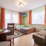 Kliwer Homestay *